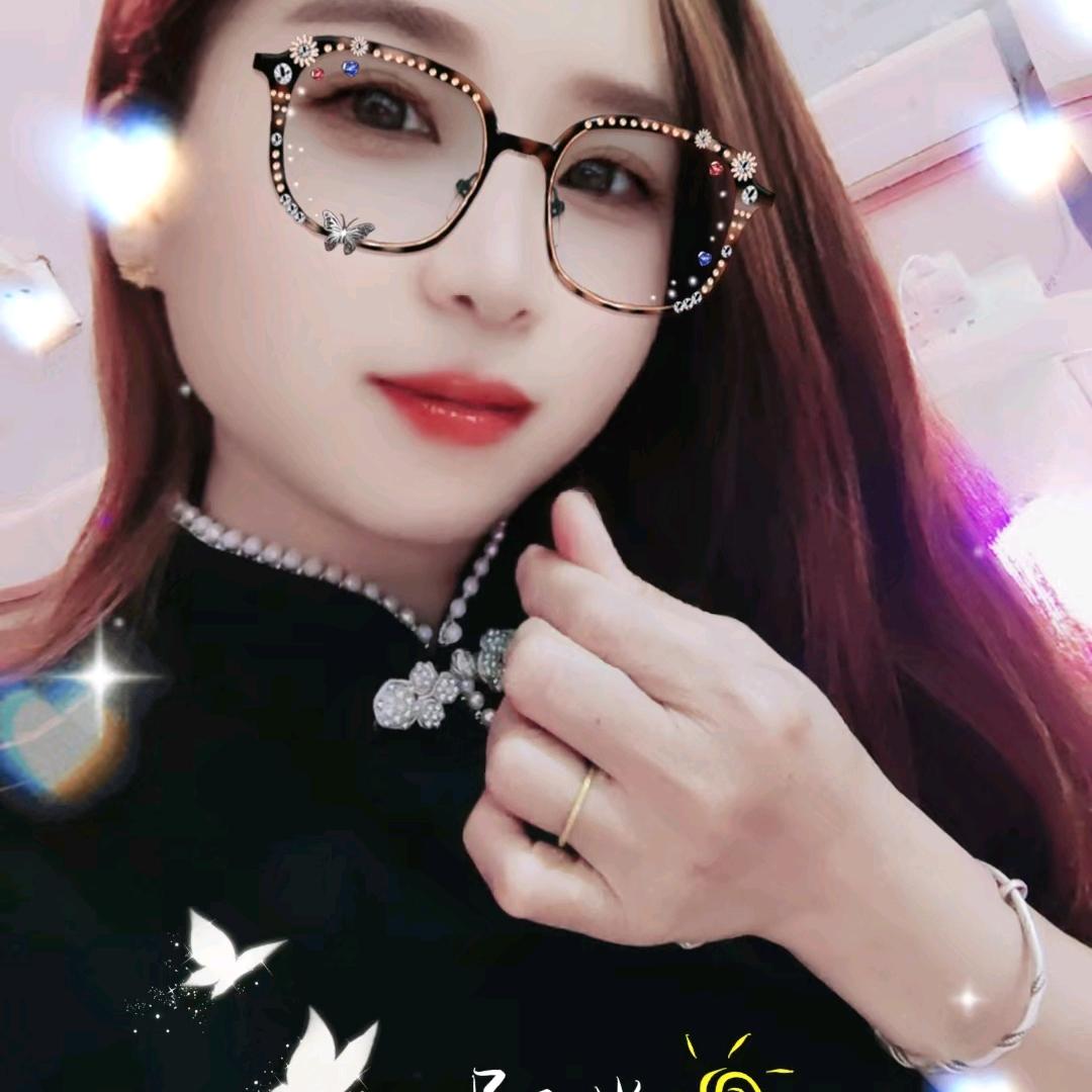 别拿别人当傻子不经历风雨怎么见彩虹？