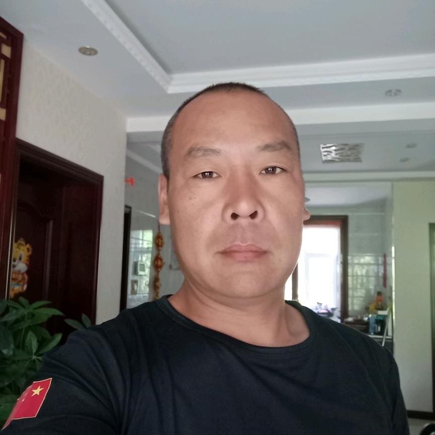 杨家有龙