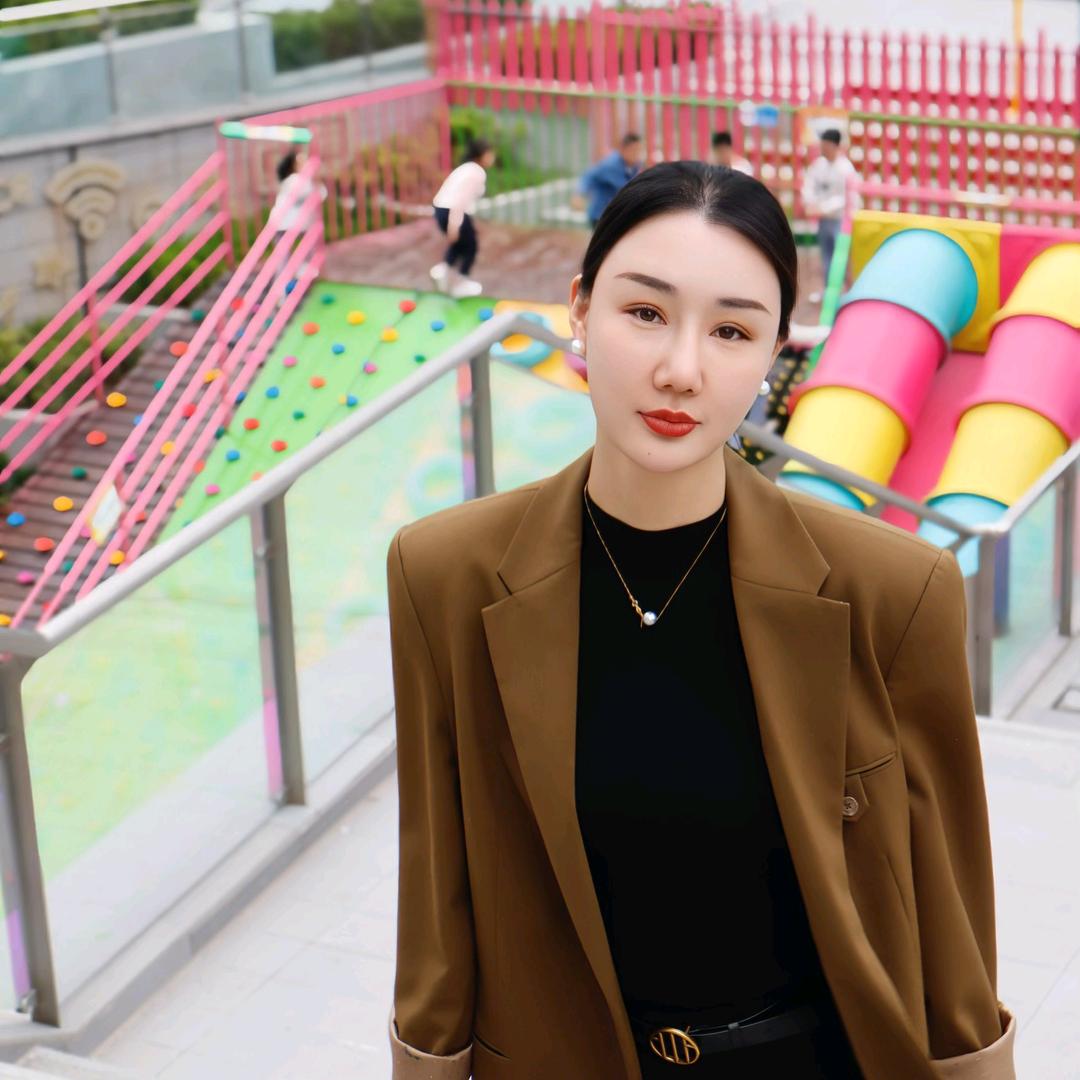 张纾羽（荥阳美业人）