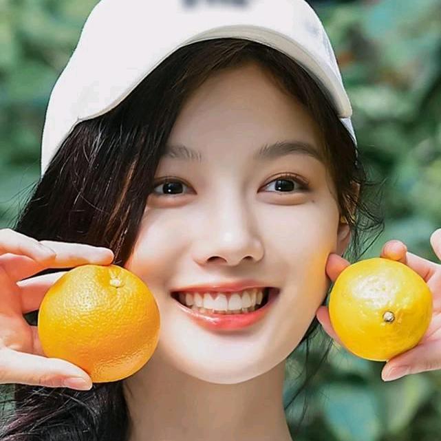 橙子不甜欣欣