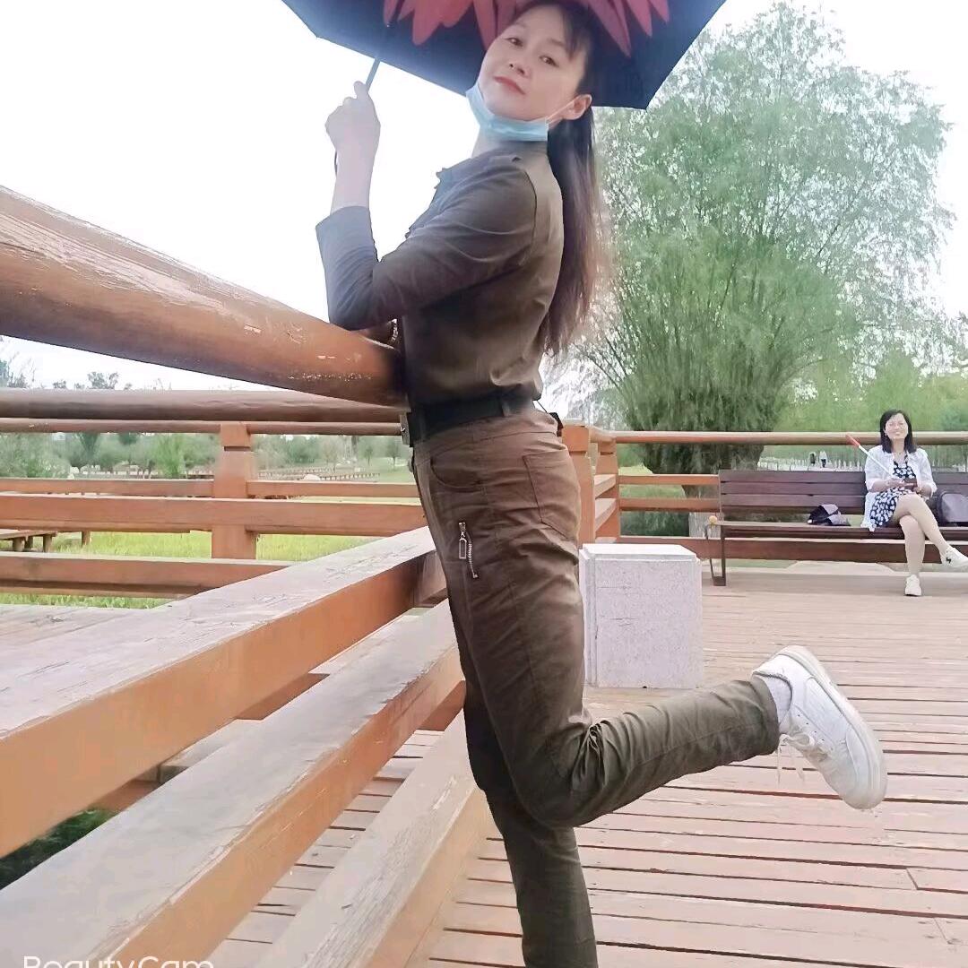 兰姐   77年