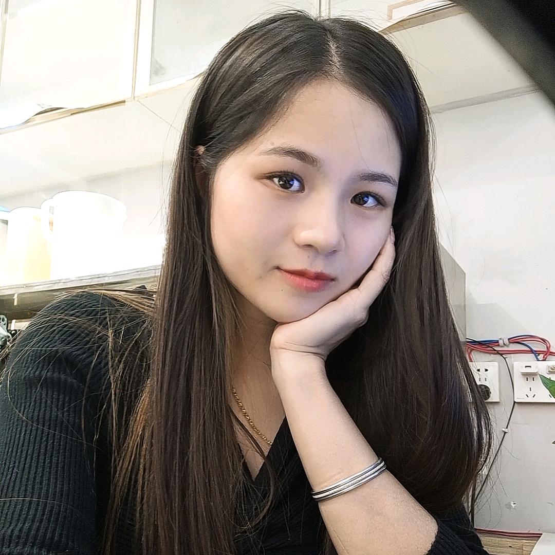 夹🐻饼干❤️
