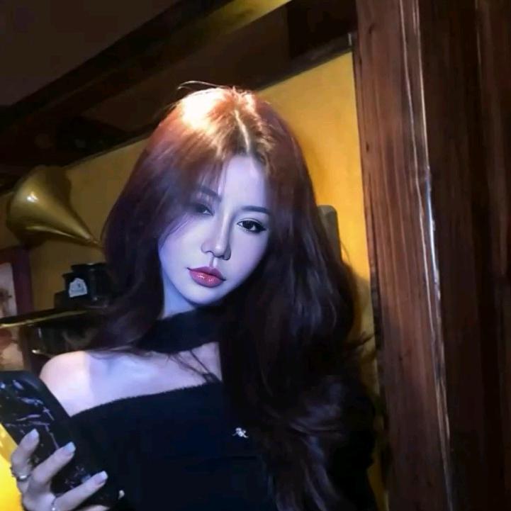 潇 然、🤤