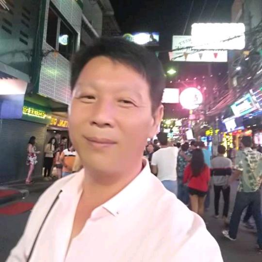 晚霞伴夕阳