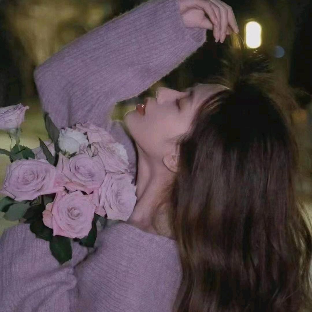 菲菲头像