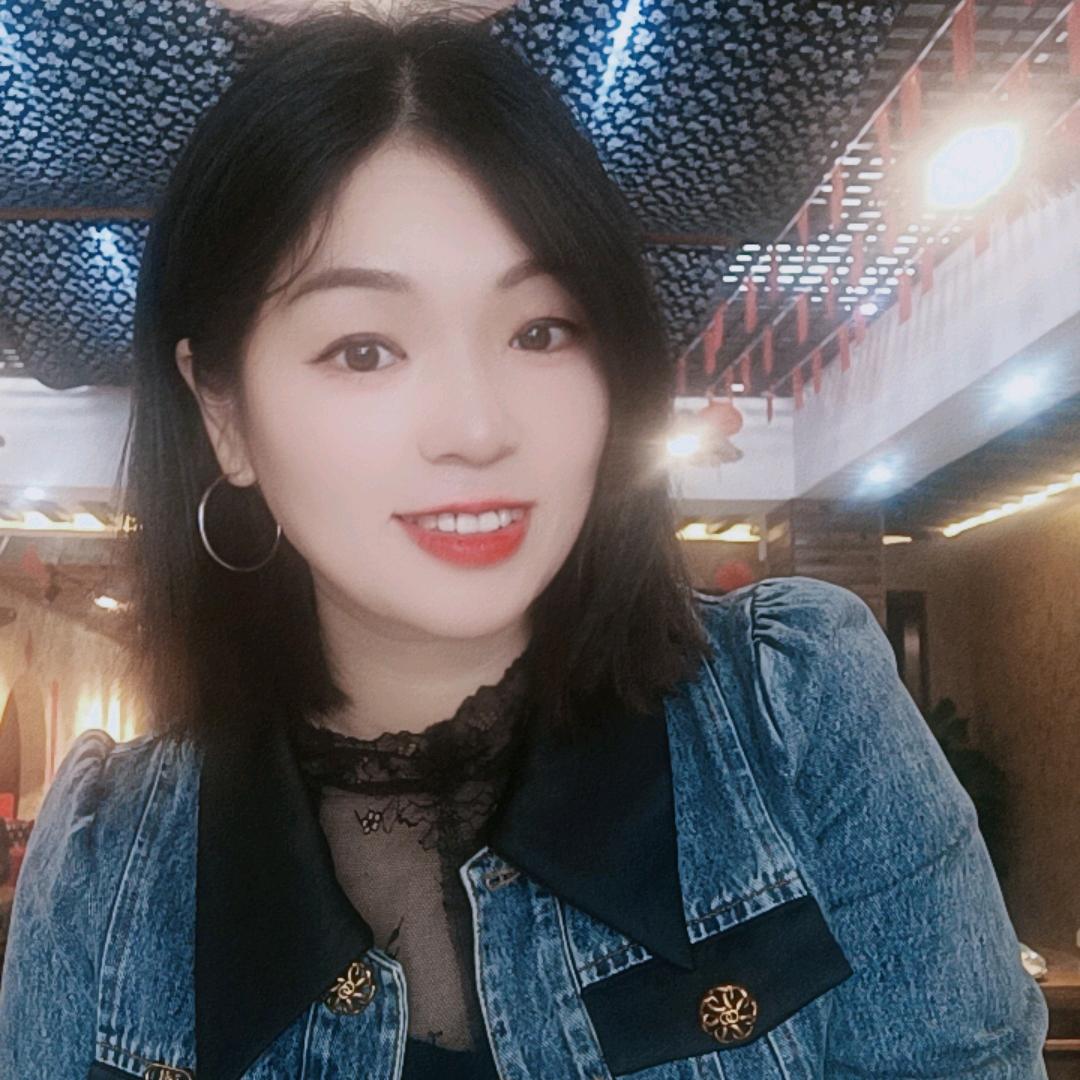 村里的姑娘
