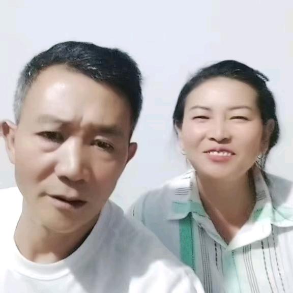 罗敬文   晚上7.40开播（小号）