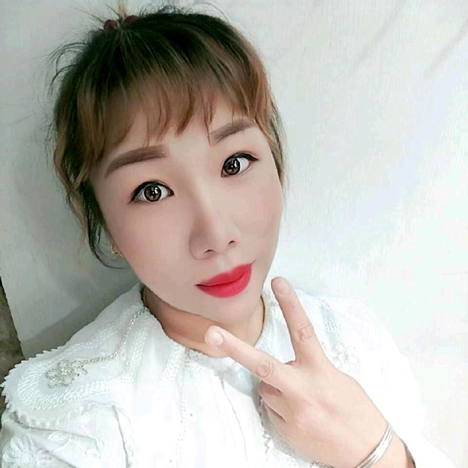 苗家坤哥牛肉牛瘪的小阿姨