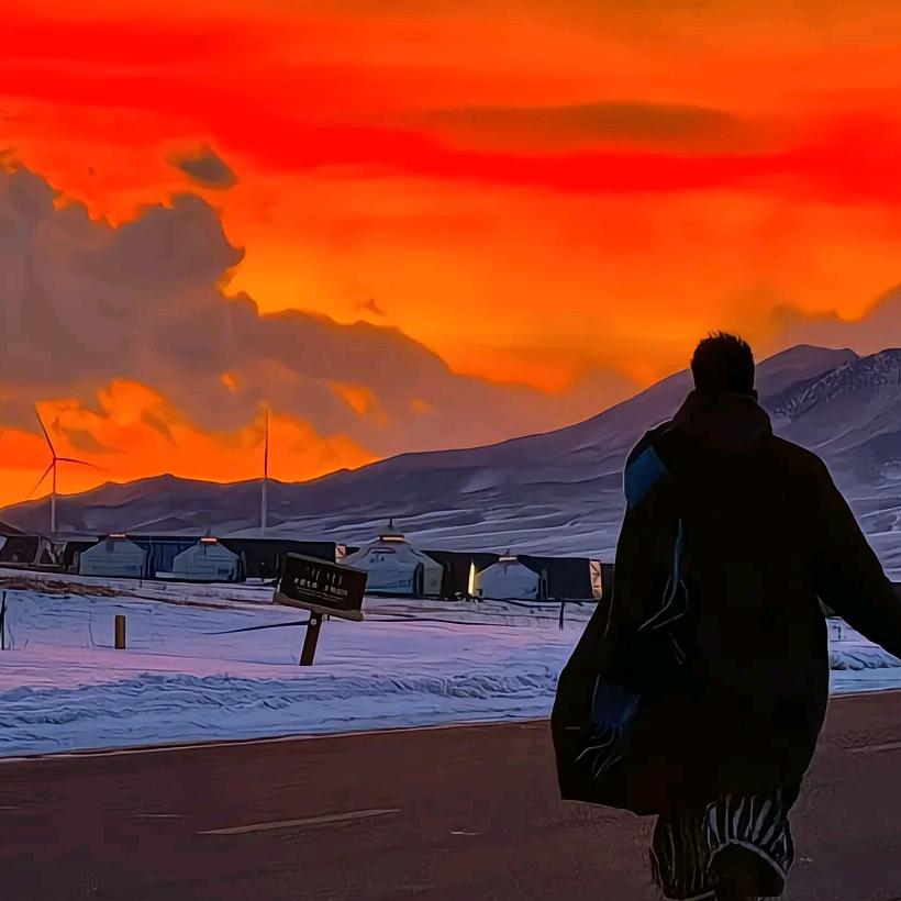 深夜为爱痛哭被十个女大哄