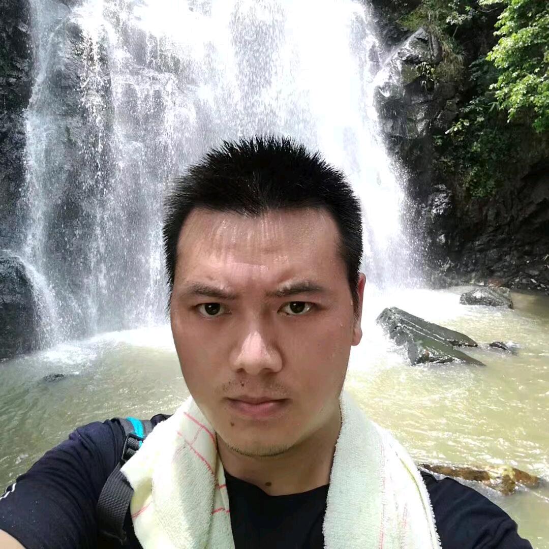 董小胖