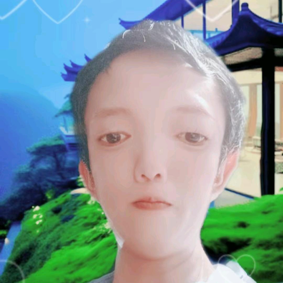 小松一个人好孤单。