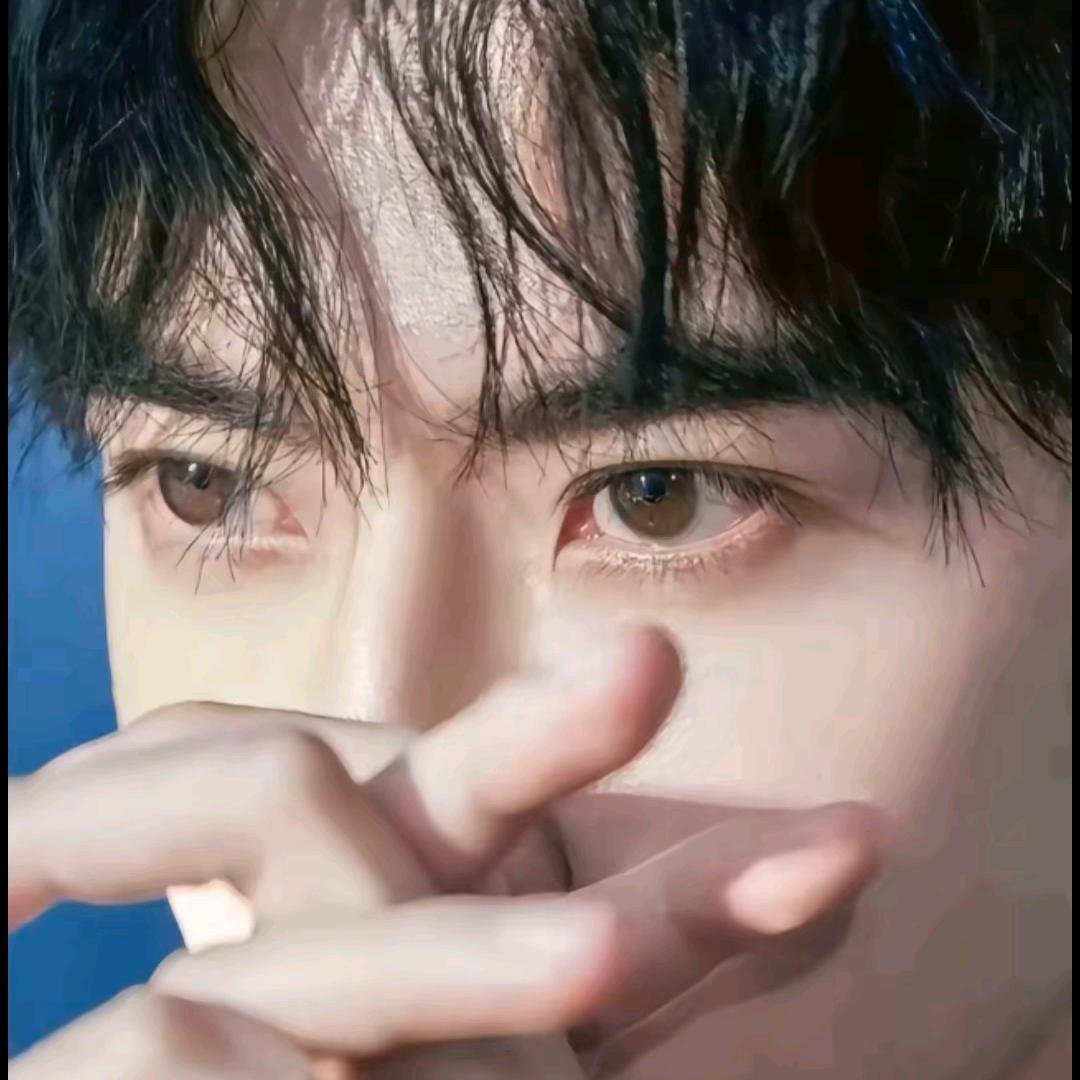 🥀᭄半醒半醉꧔ꦿᩚ半浮生💝