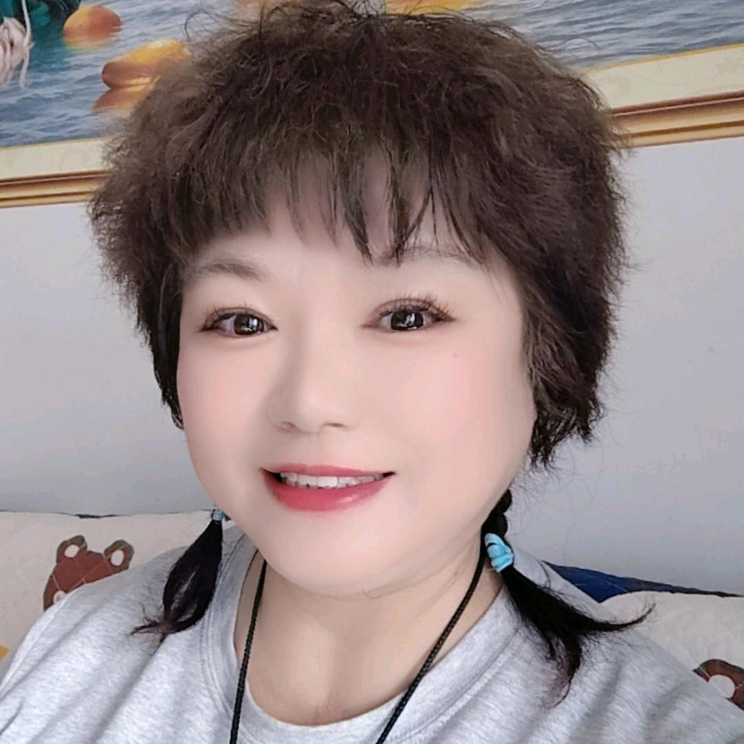 可爱女人   拒私聊  谢谢请不要连赞