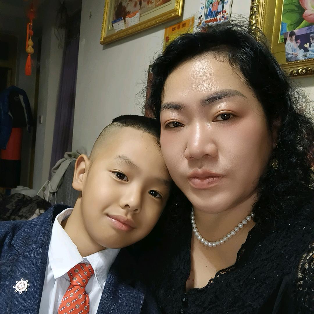 傈僳族春暖花开