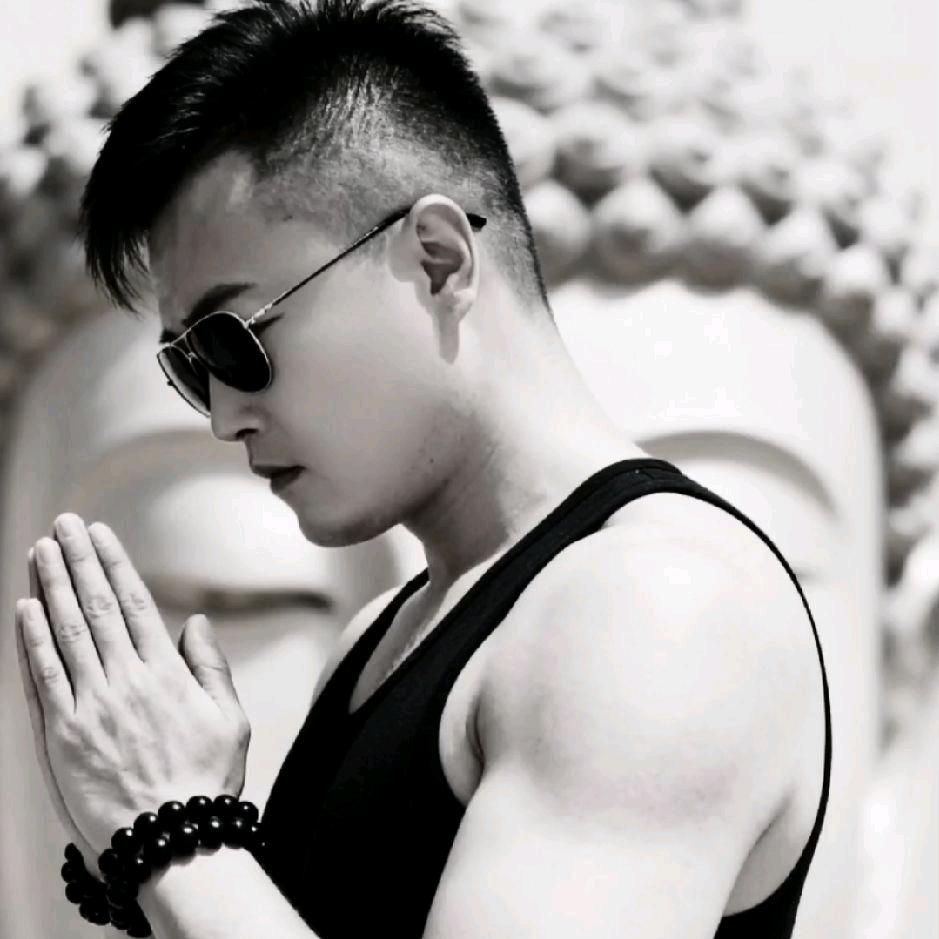 🚬🇨🇳dongdong🇨🇳🚬