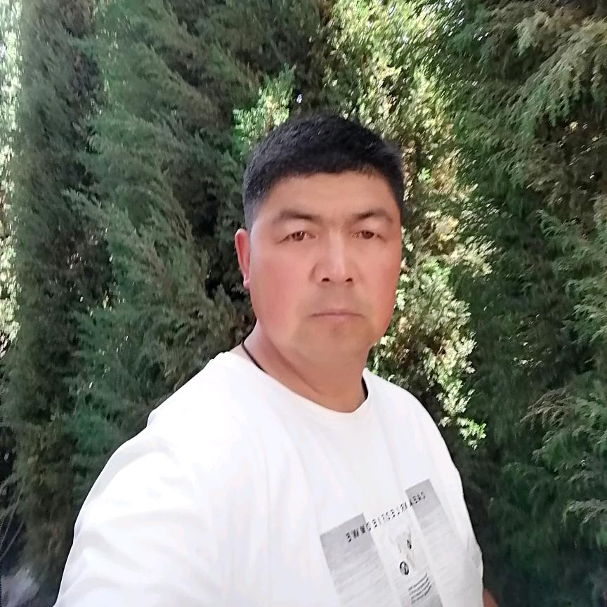 宏伟