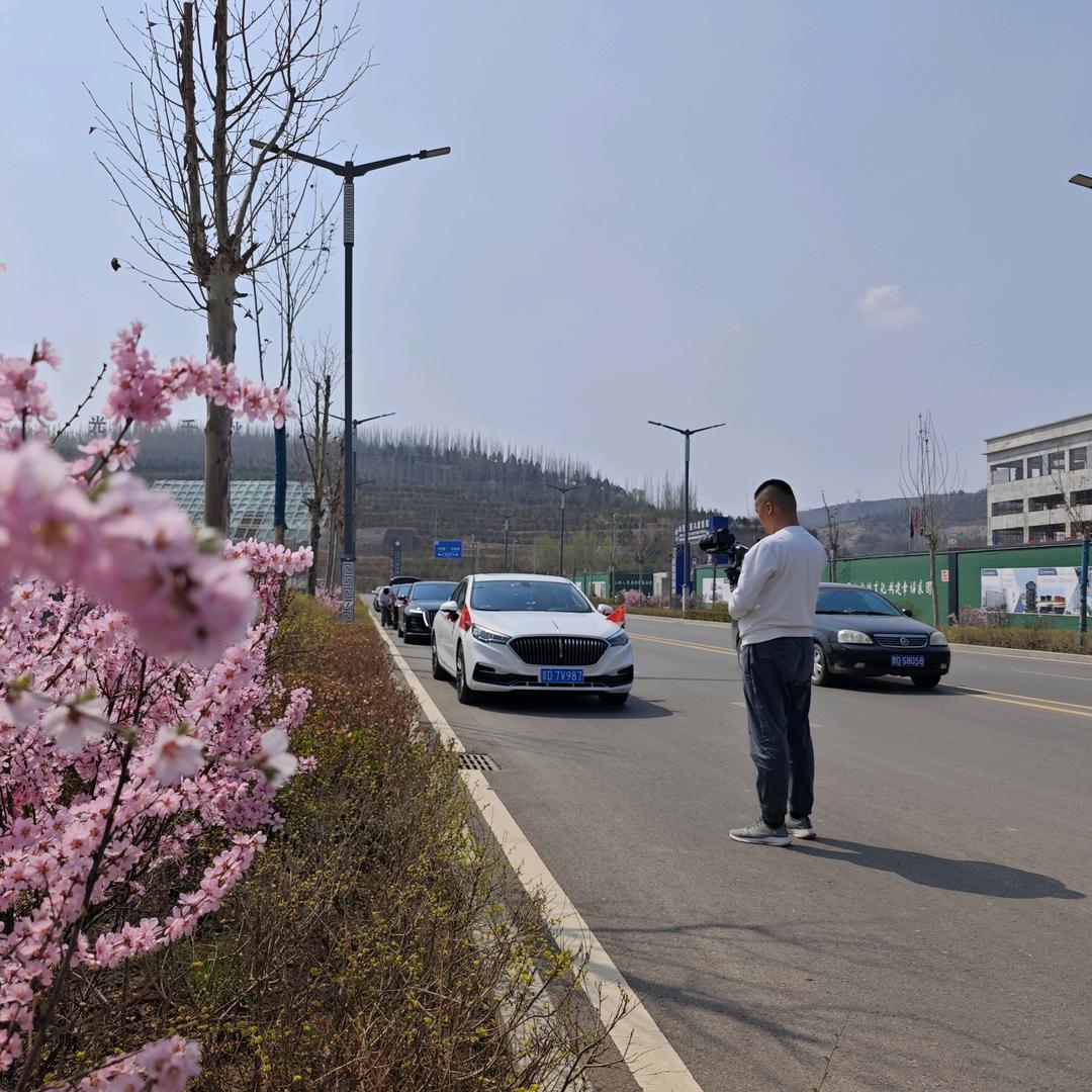 武乡夸夸 跟拍摄影