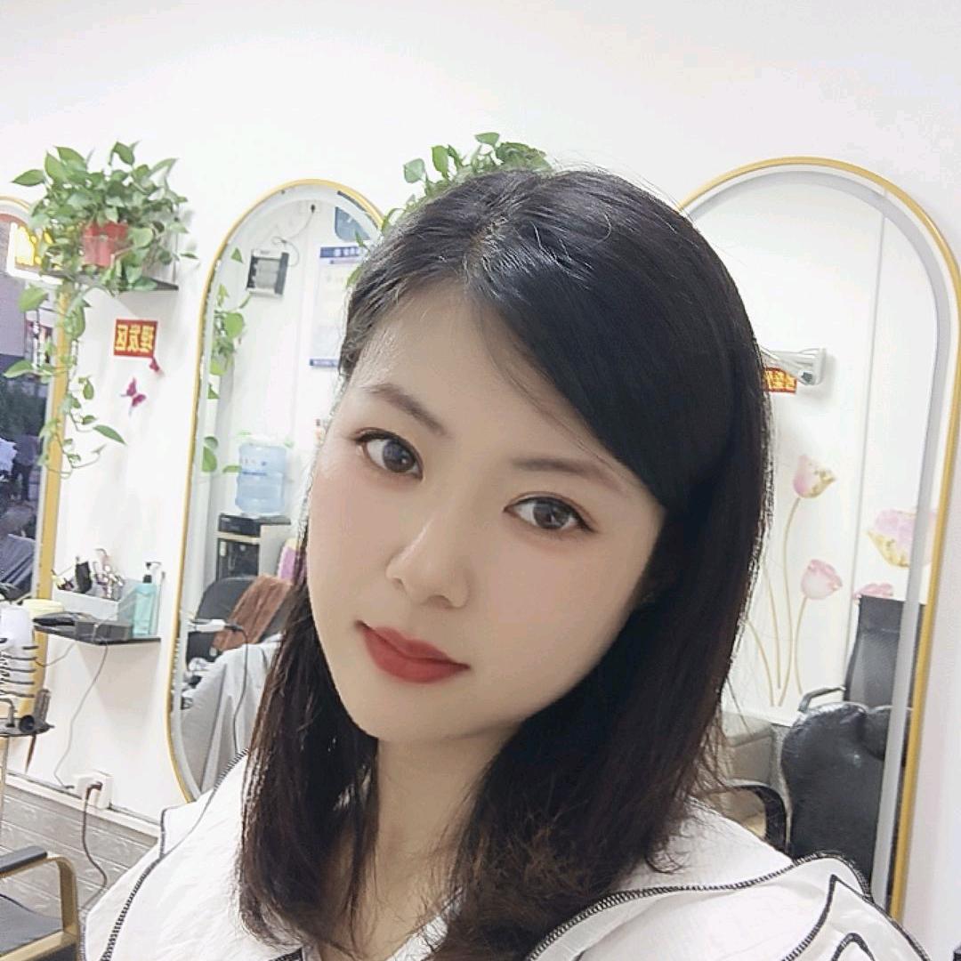英子