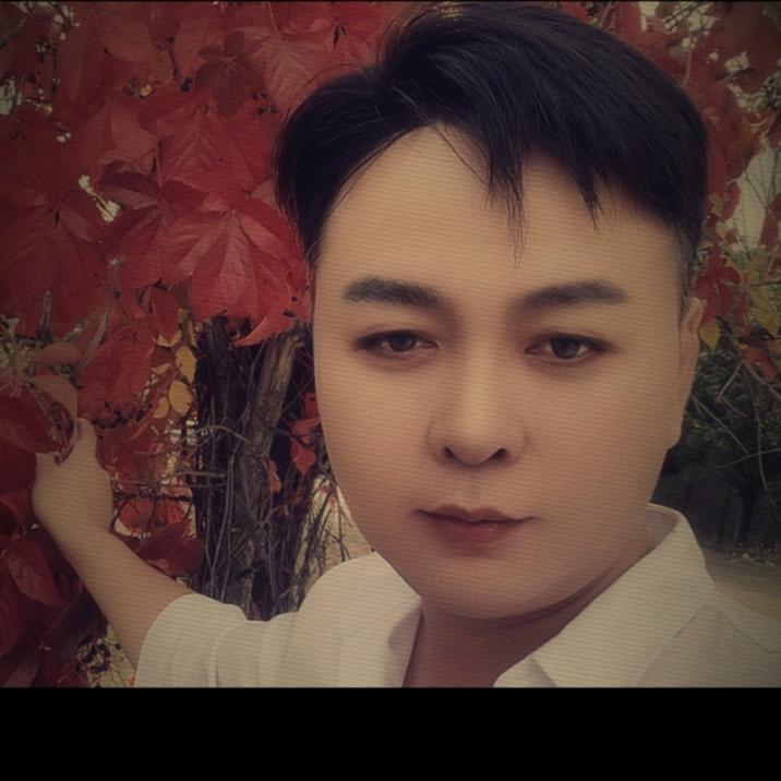 小林哥🎤（唱情歌）