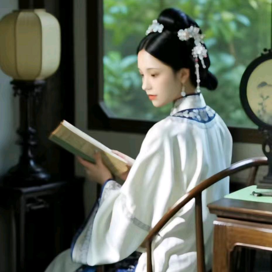 莹姐成长