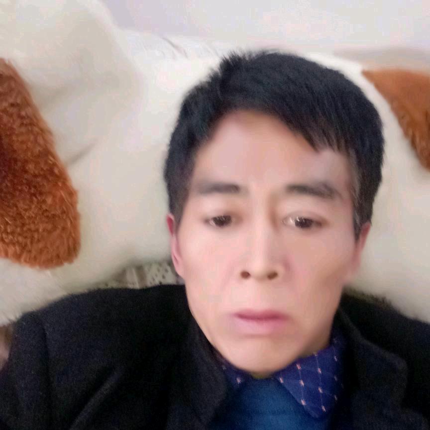 梁平