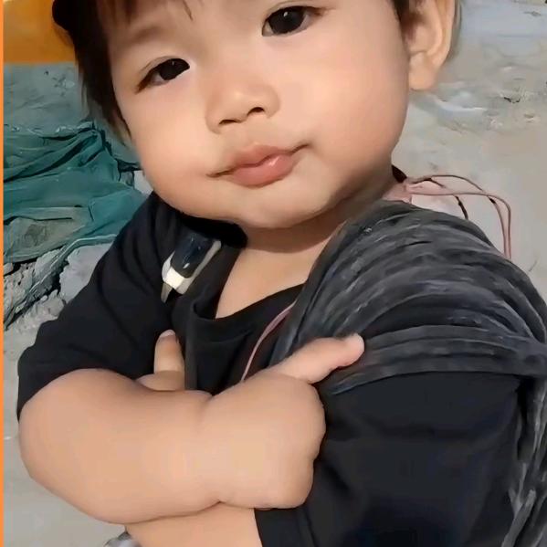 @ 00后 一直在奔波@工地捡砖