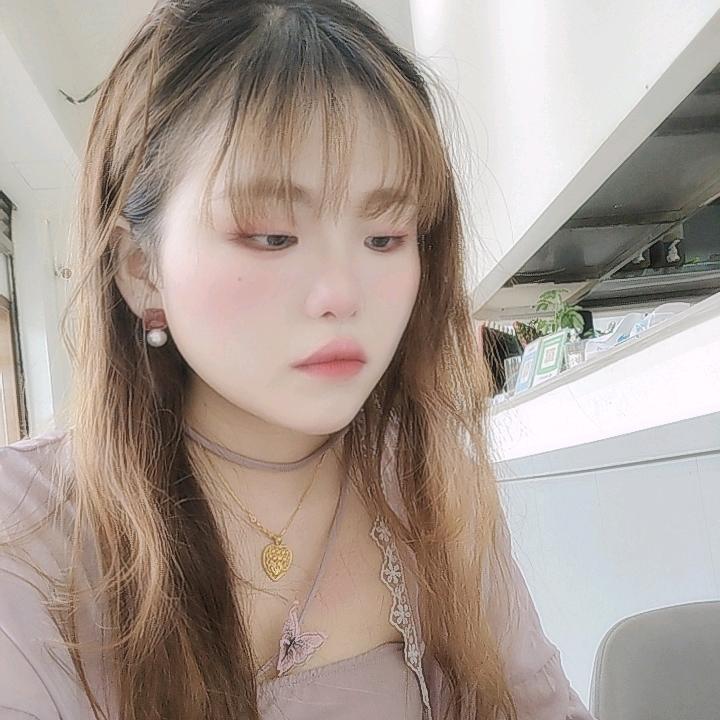 是蒙小姐吖