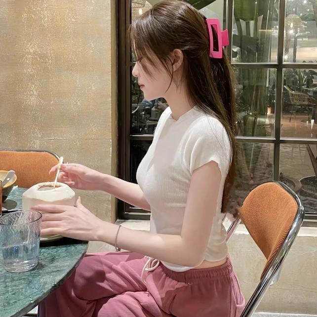 疯丫头😂