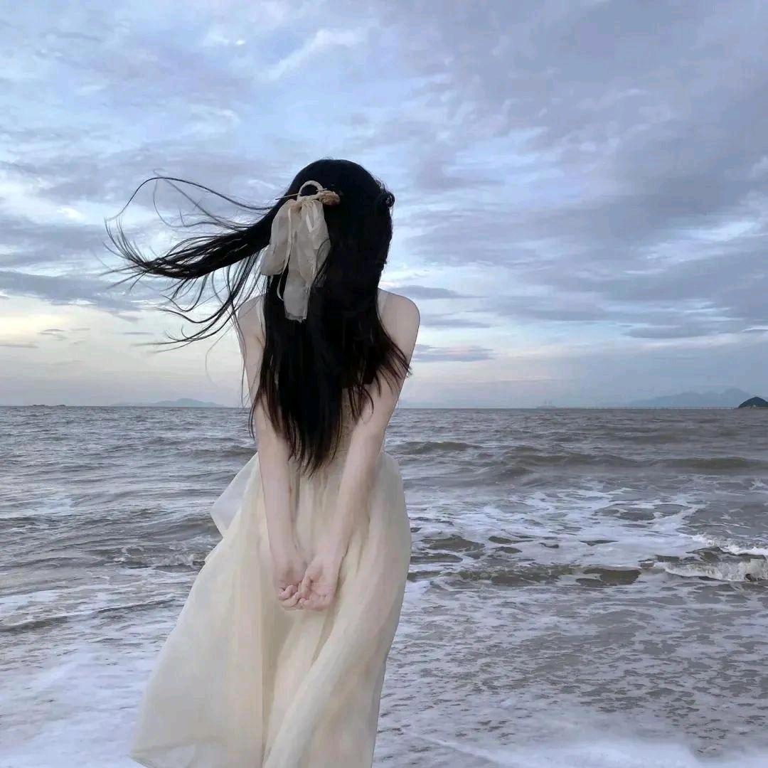 小七时尚穿搭