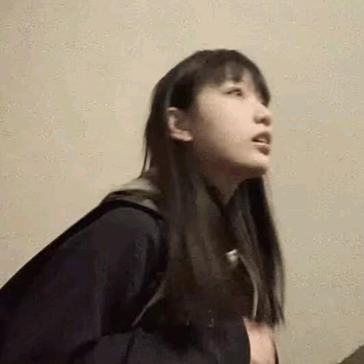情绪全在脸上