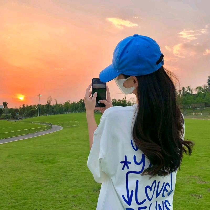 倩倩🇨🇳☀️૮₍ᵔ⤙ᵔ₎ა