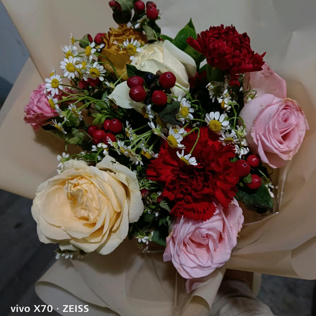 🌹丑小丫🌹