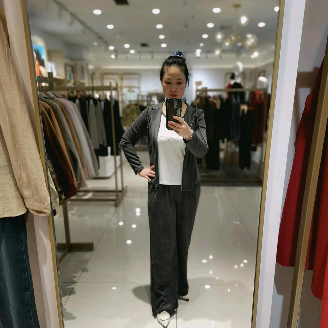 瓦房店大伟梦燕～瑜
