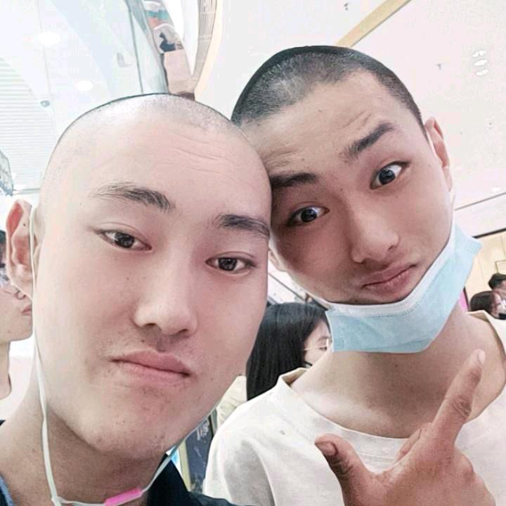 蒋沈 （狗）🐕 🚹 聋哑人