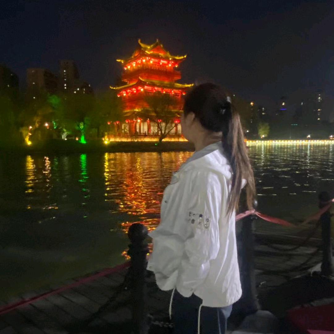 এ᭄不言🌸不语ృ