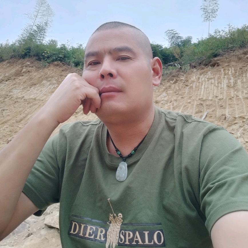 小恢哥77🐍8.25林