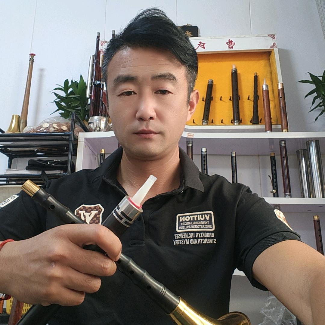 艺博，唢呐大管