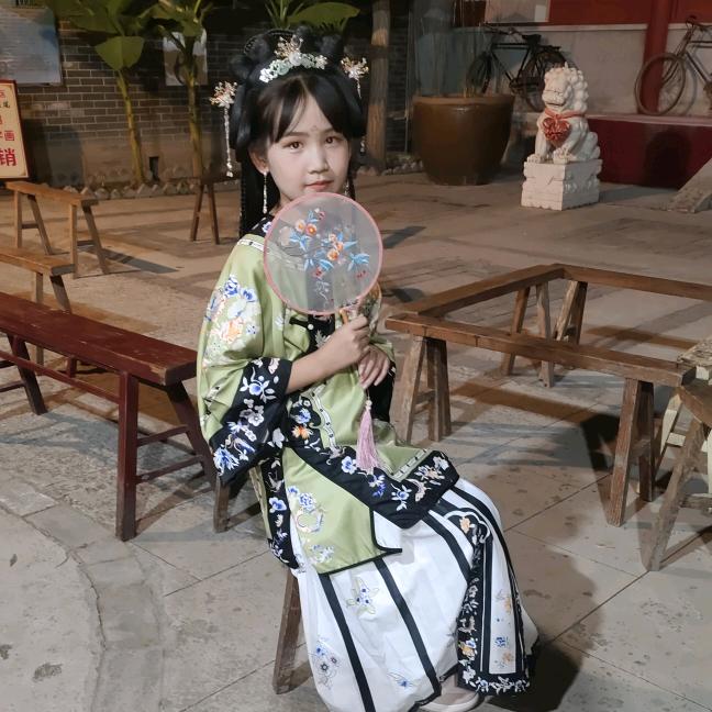 胖瘦兄妹