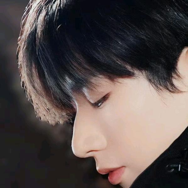 成心成毅♡奇异果