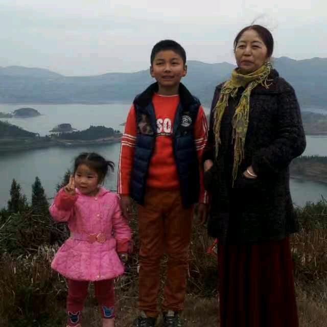 高贵女王小芬