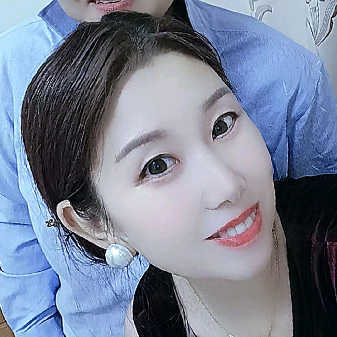 默❤️依凡
