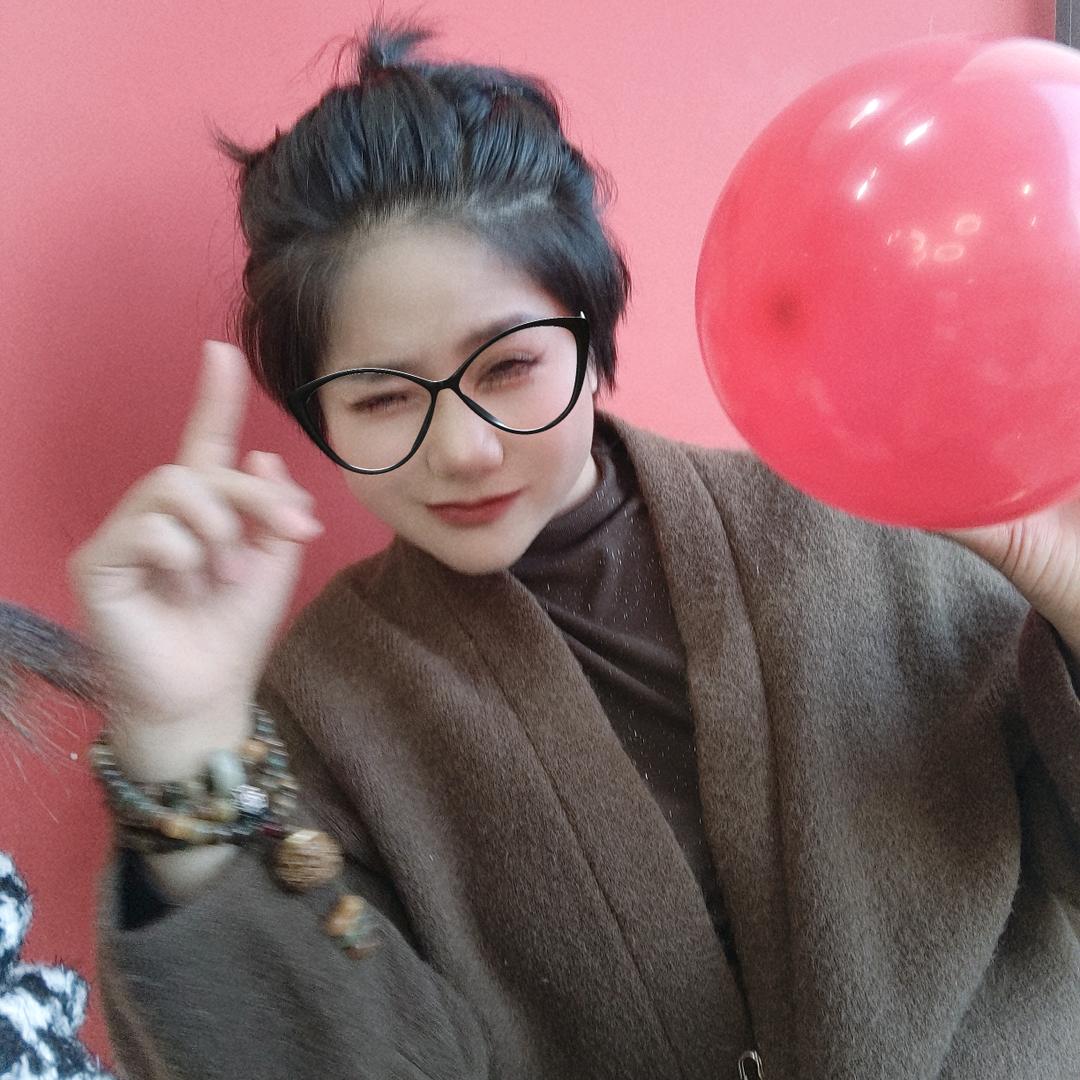 琳儿睡醒了🦔