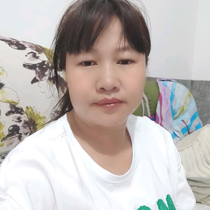 看透了人。伤透了心