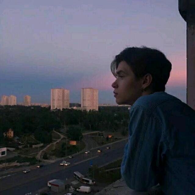 秋华.头像