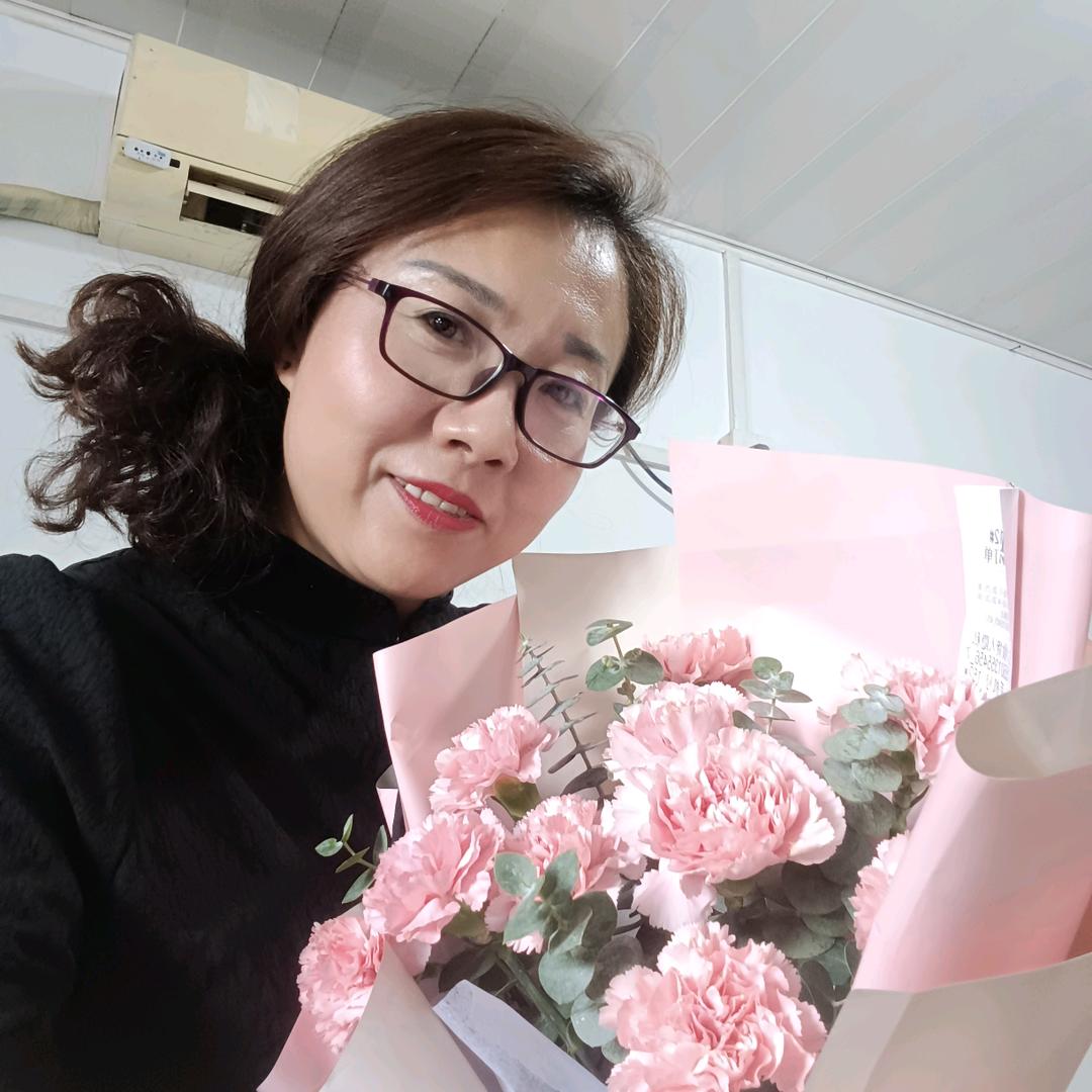 小财迷🤓🤓🤓🤓🤓🤓