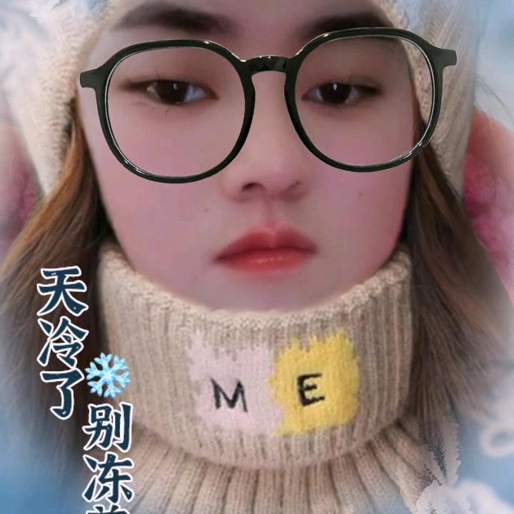 爱拍视频的小姐姐