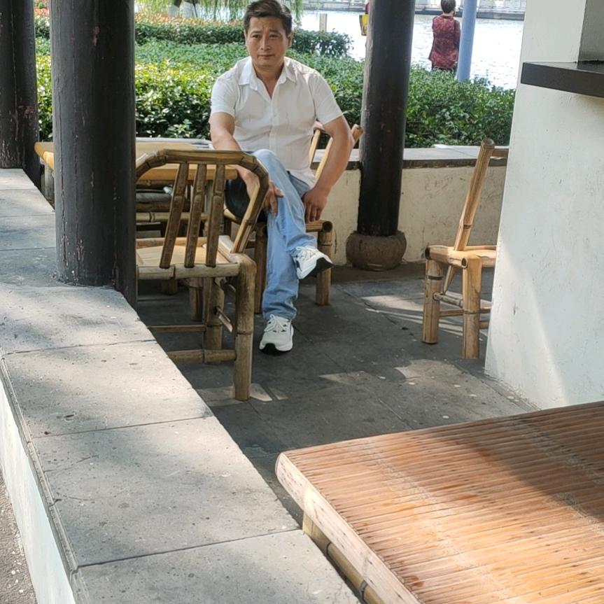 逍遥‘单亲爸爸