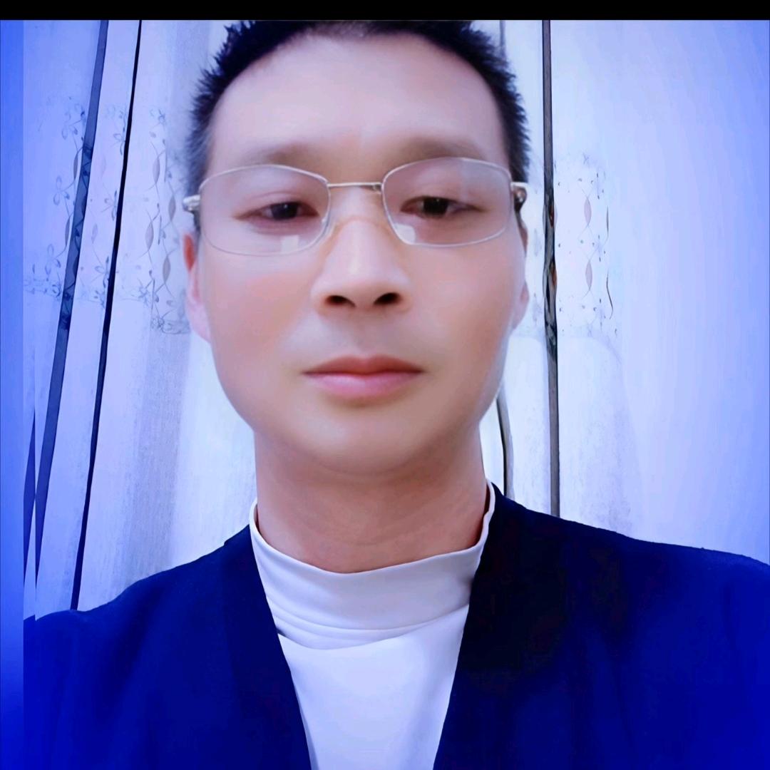 彭恂大