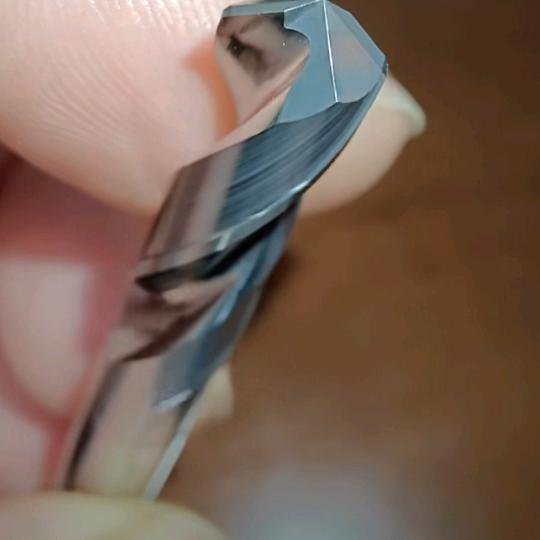 义薄云天