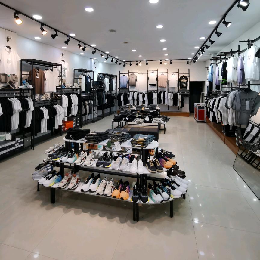 巧巧时尚服饰小铺